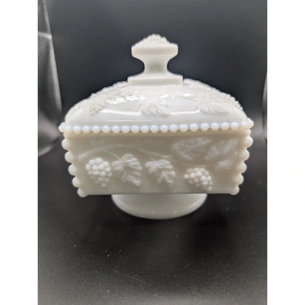 Vintage Westmoreland Milk Glass Paneled Grape‎ Footed Candy Dish with Lid